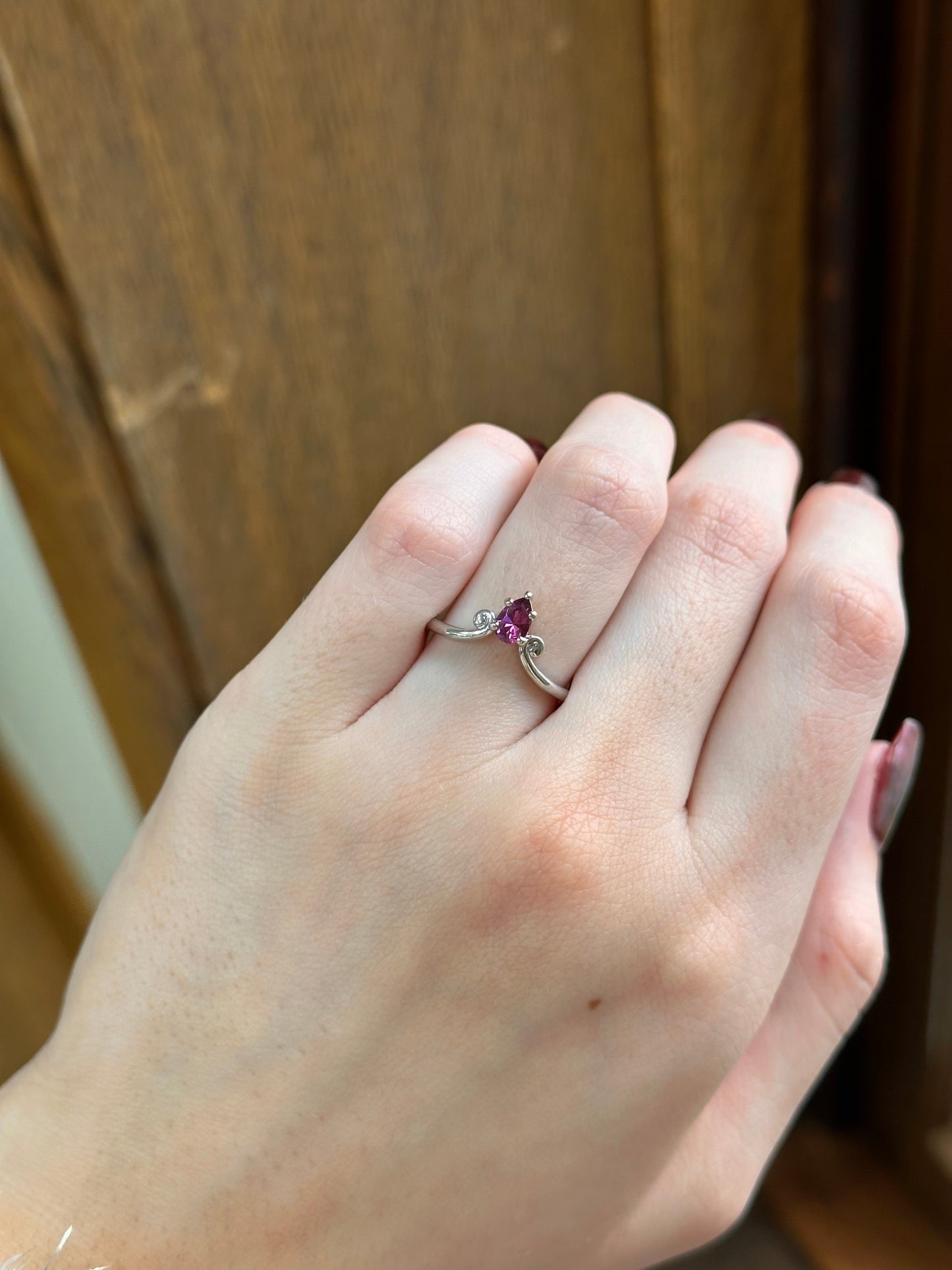 Contour Rhodolite Garnet Ring