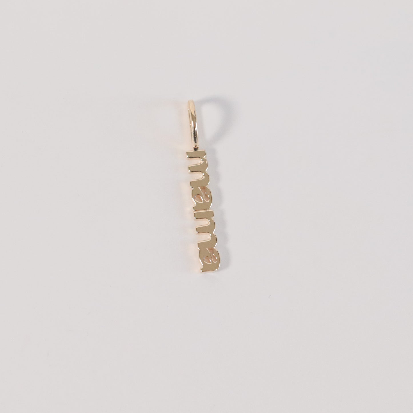 'Mama' Script Vertical Charm