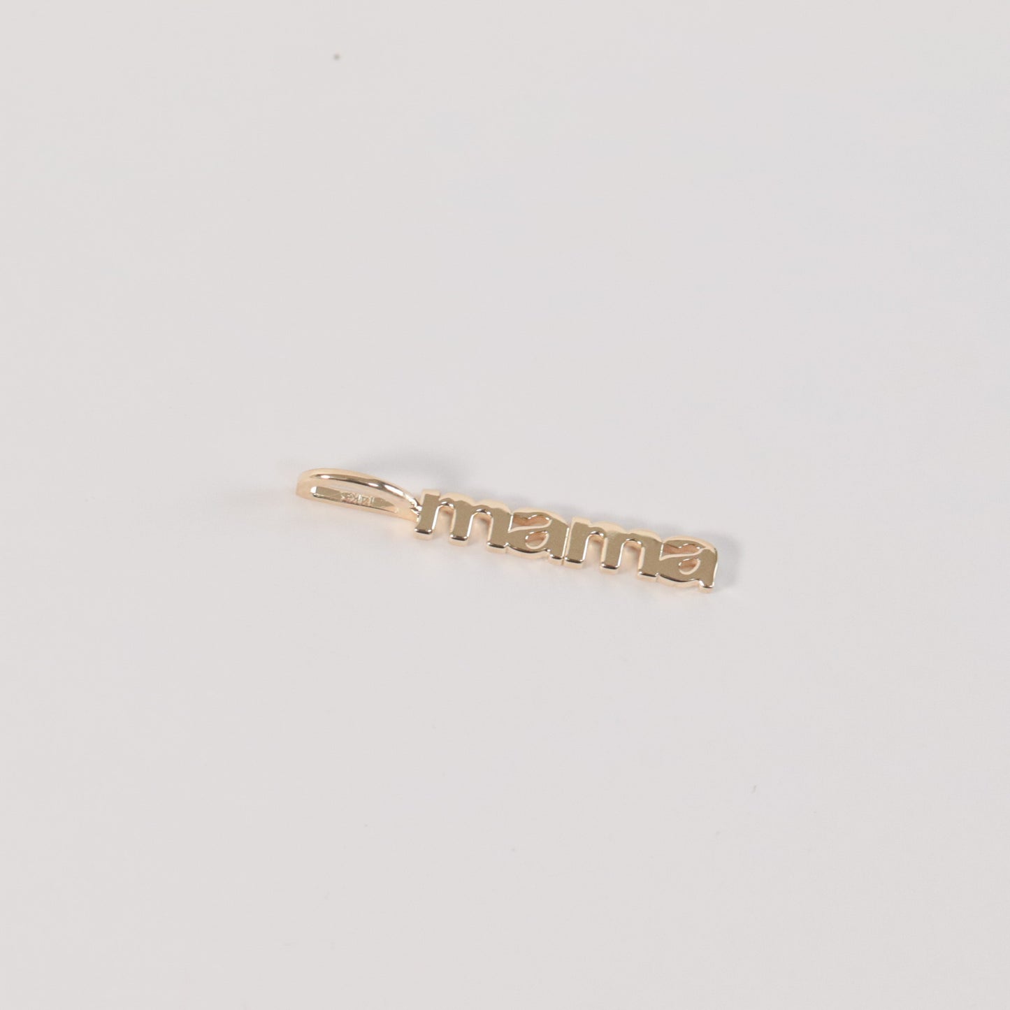 'Mama' Script Vertical Charm