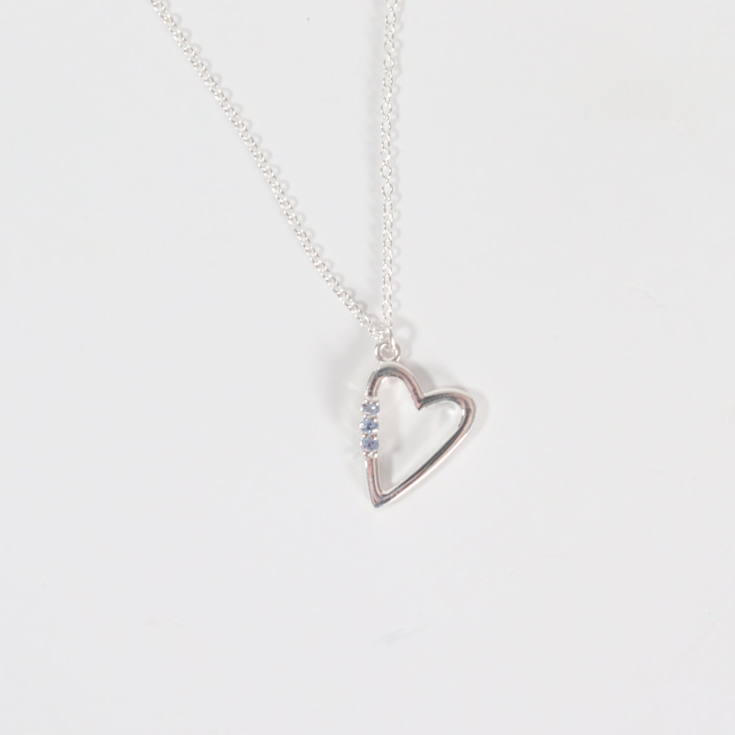 Sterling Silver Yogo Sapphire Heart Necklace