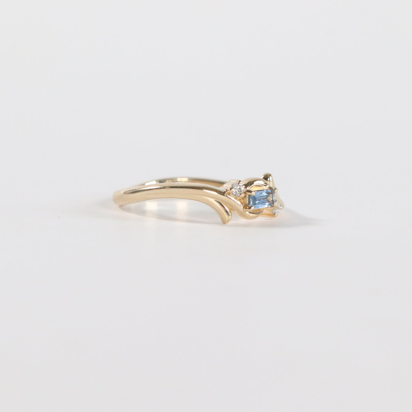 ‘Amelia’ Yogo Sapphire Ring