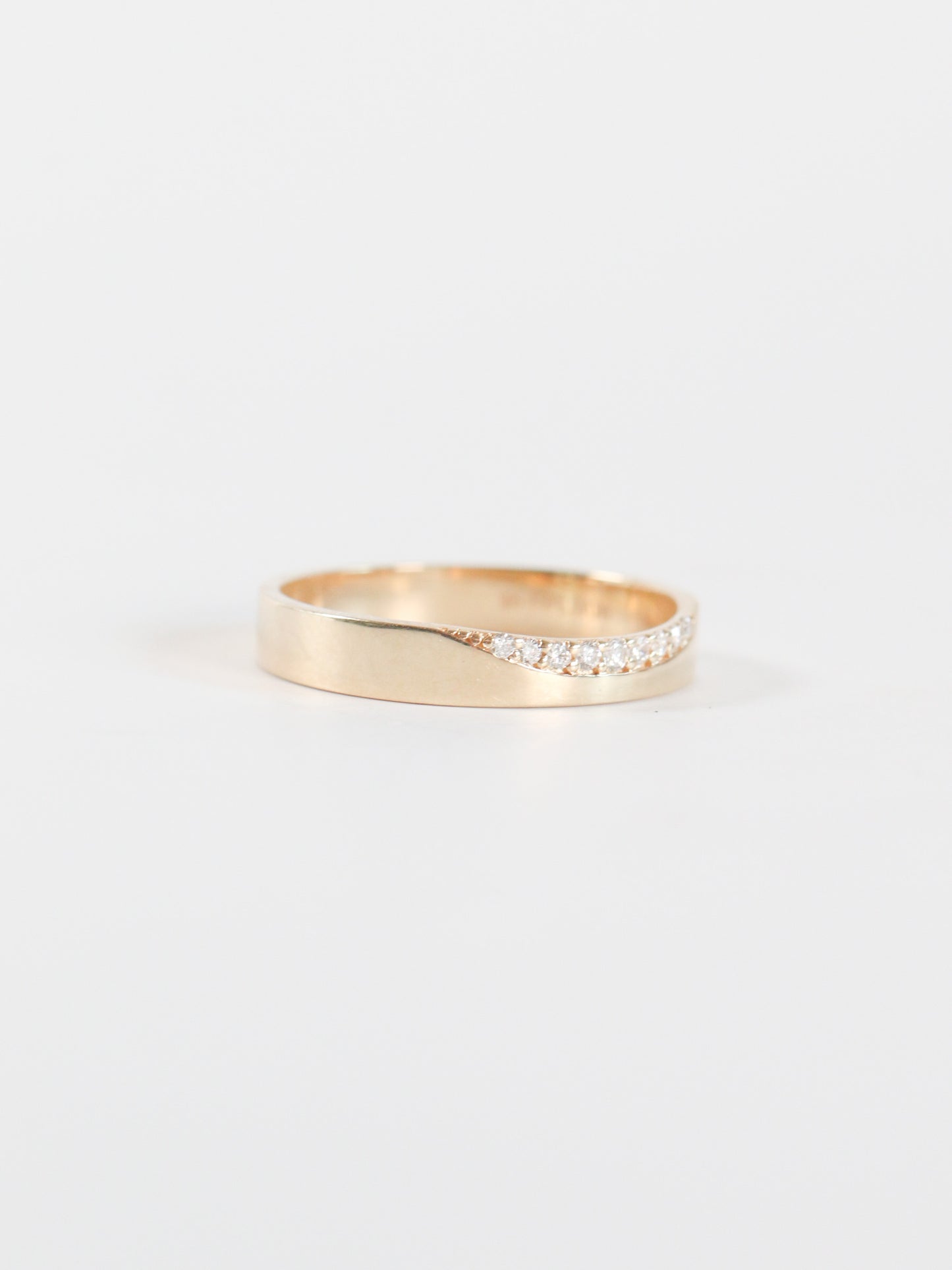 Curved Diamond Slide Band