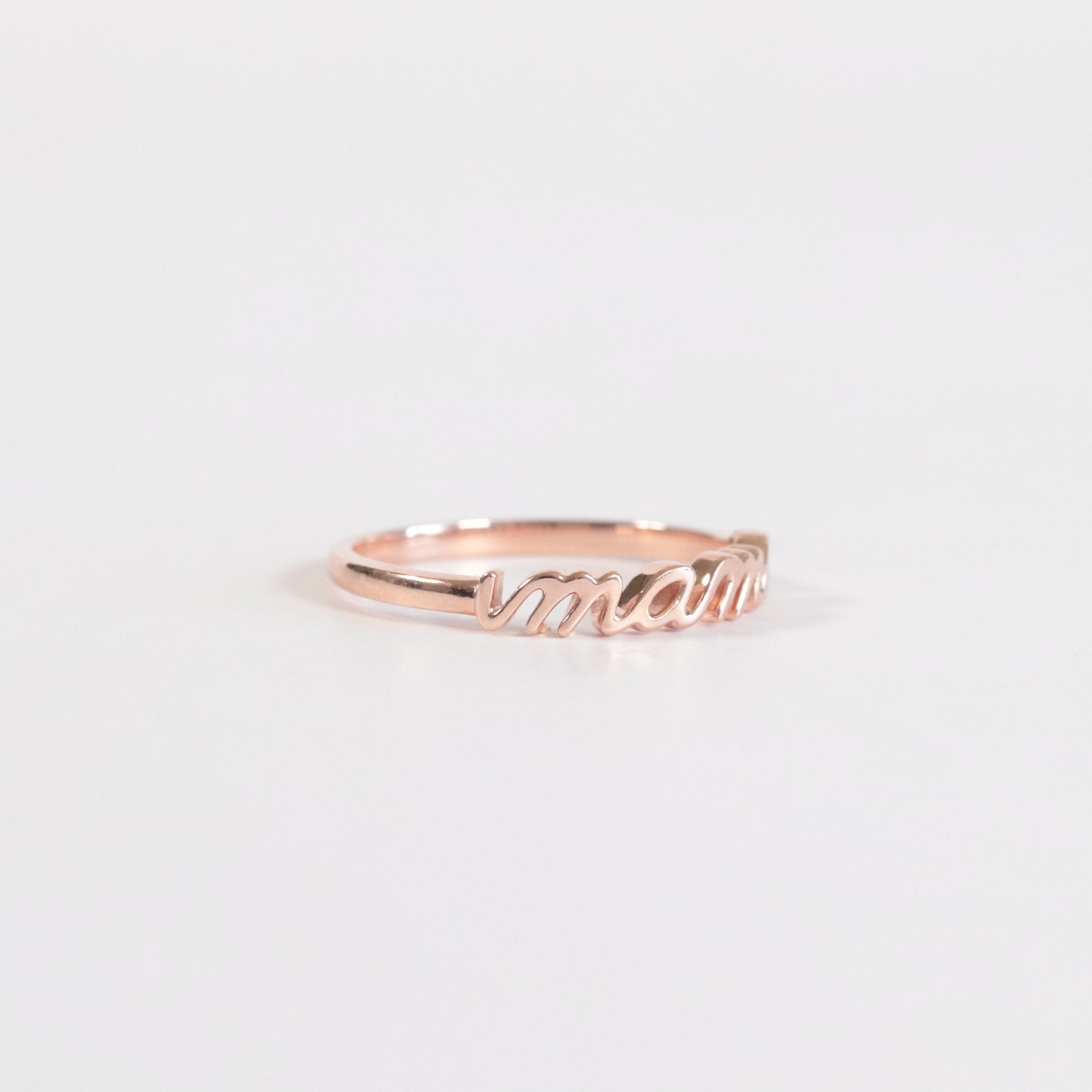 'Mama' Script Ring