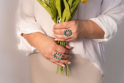 Circle Kingman Turquoise Ring