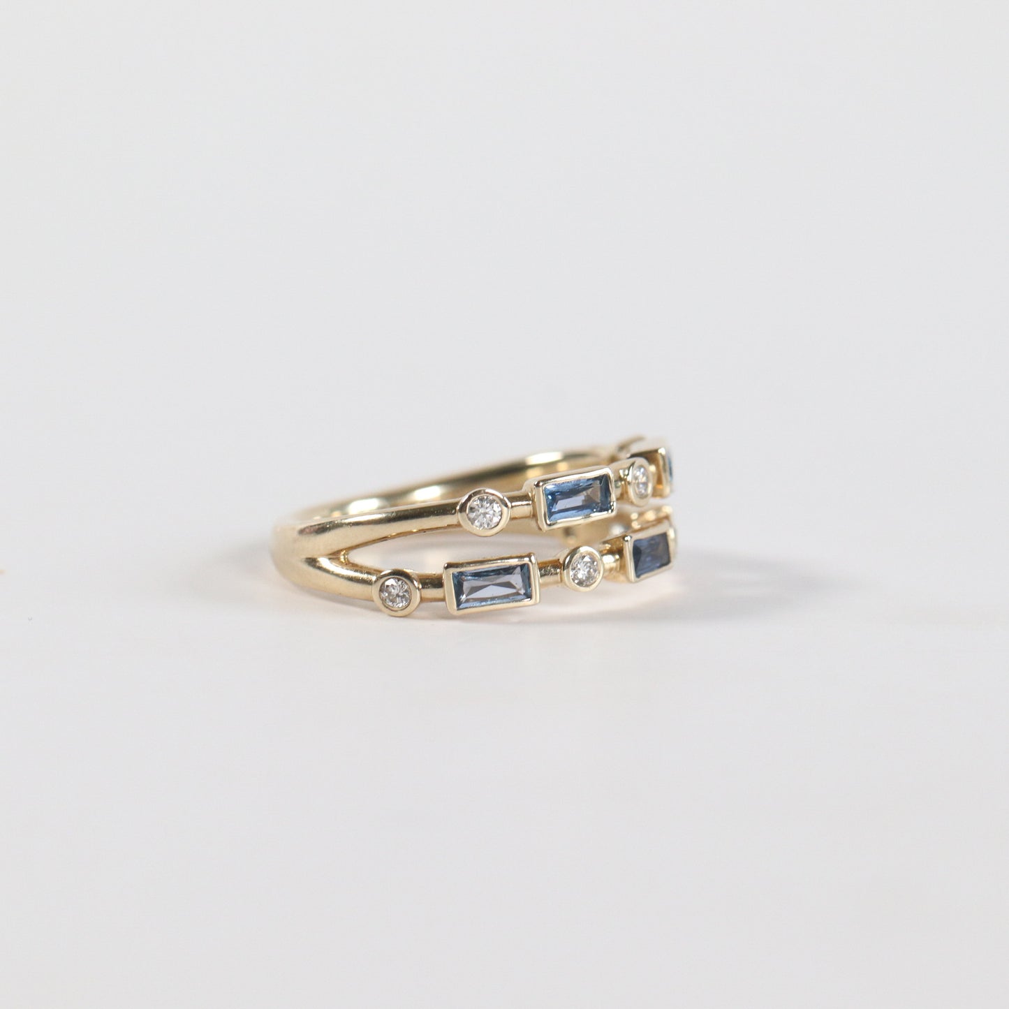 Baguette Yogo and Round Diamond Bezel Ring - SPFJ Custom