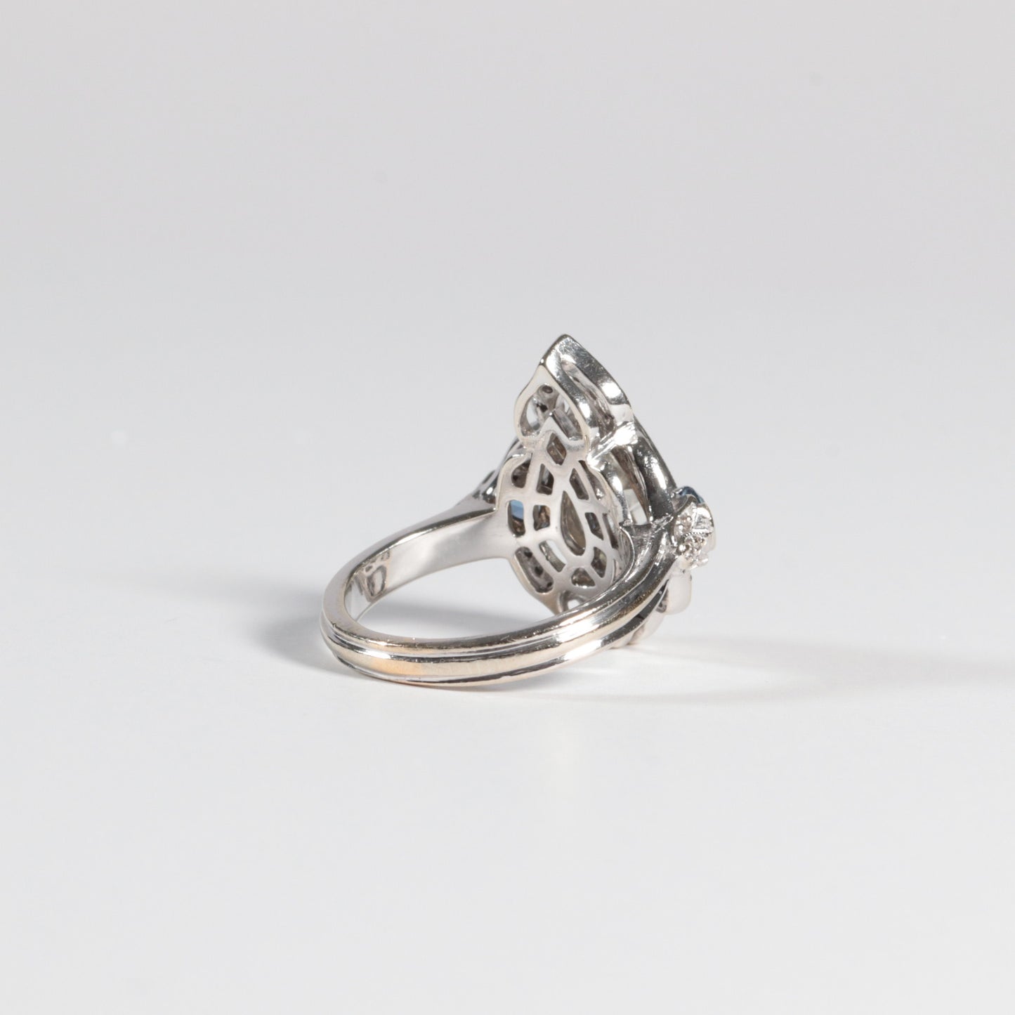 'Anisa' Ring - Signature KE Design