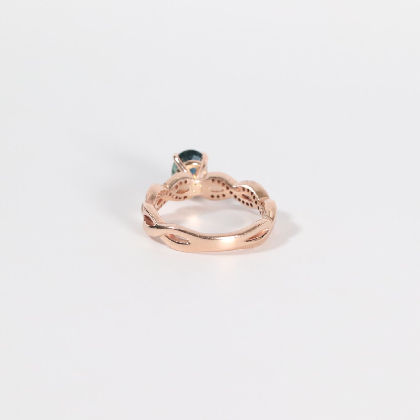‘Willow’ Ring- Oval MT Sapphire