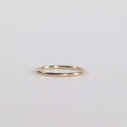 Dainty Flush Set Diamond Band