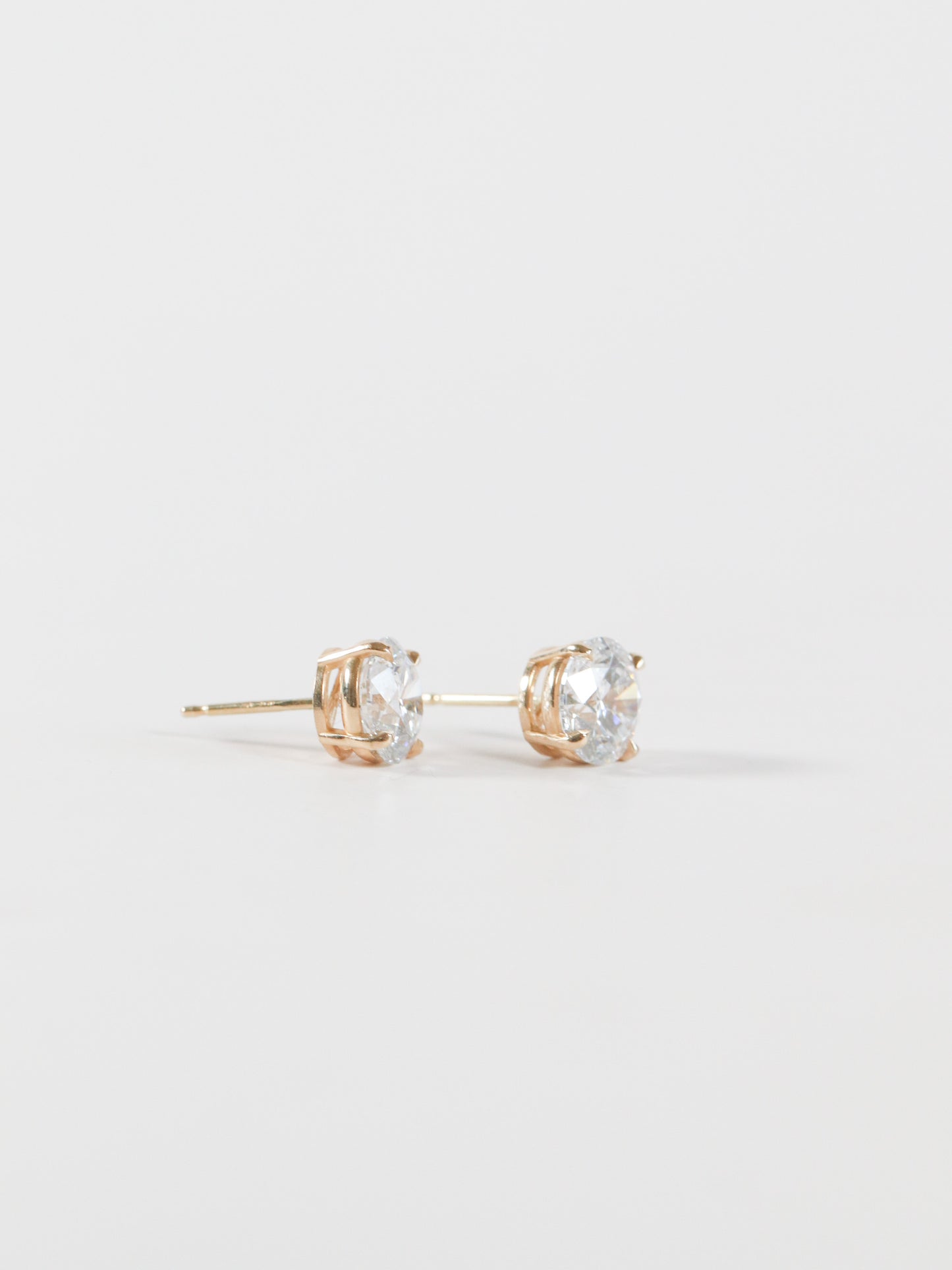 Classic LAB GROWN Diamond Studs