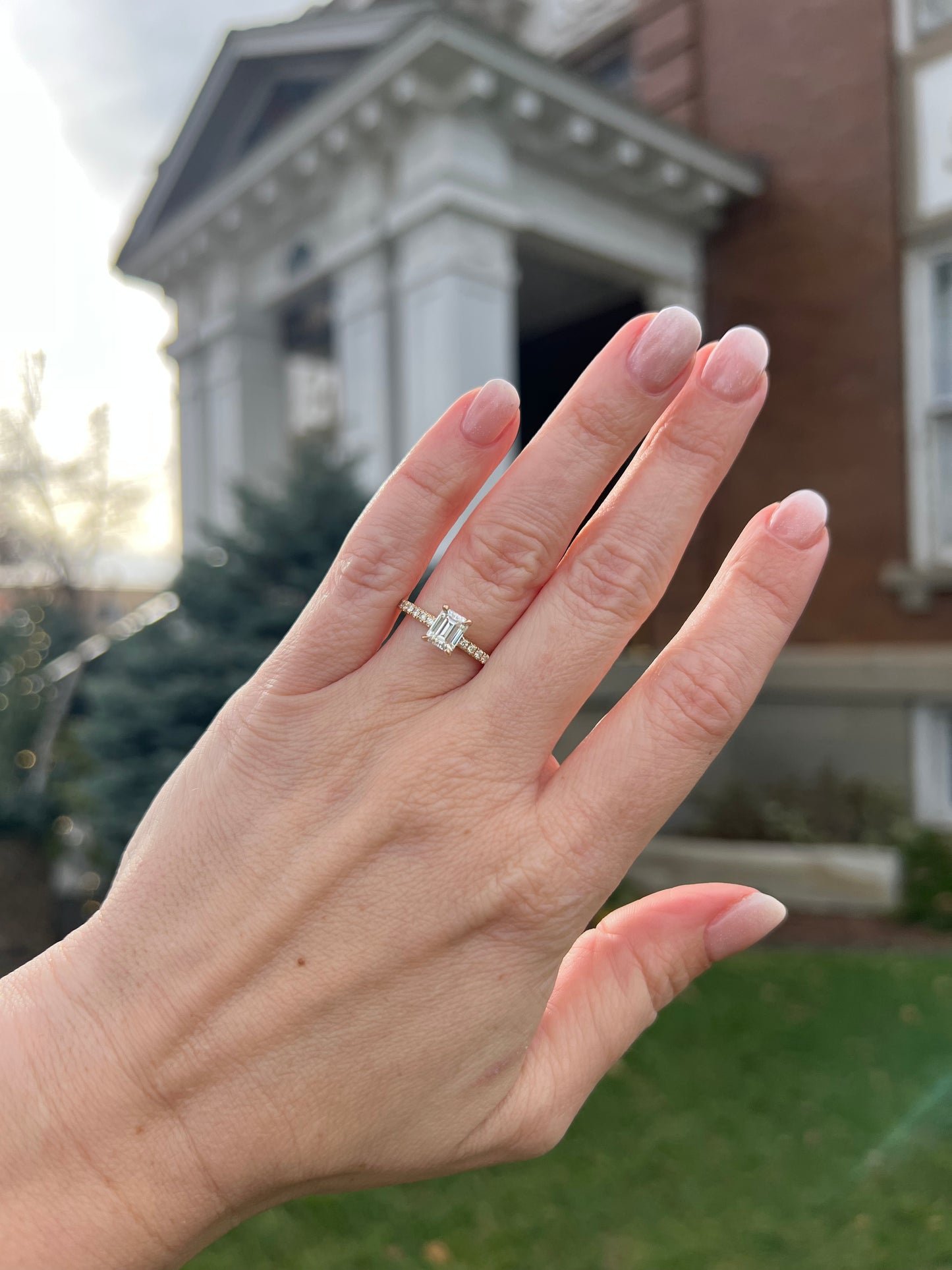 0.92 Emerald Solitaire with Accented Band