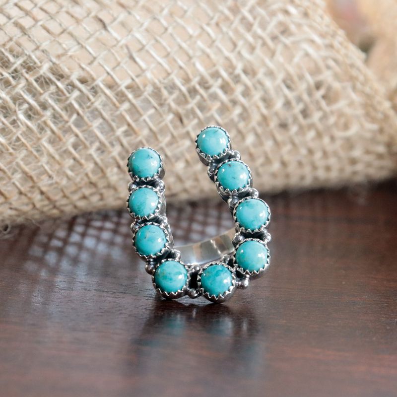 Horseshoe Kingman Turquoise Ring