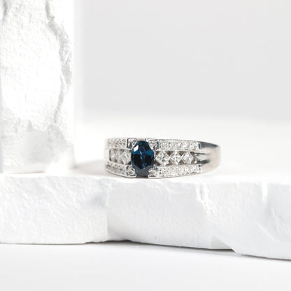 'Evelyn' Yogo Sapphire Ring