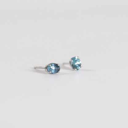 Oval Yogo Sapphire Studs