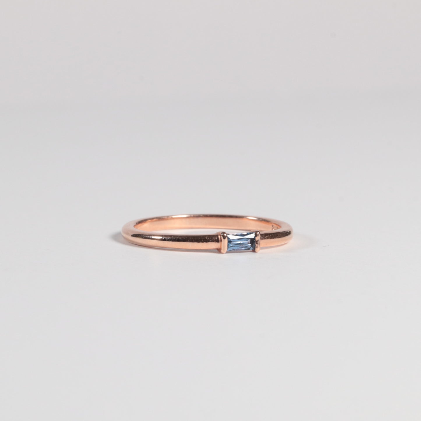 Yogo Sapphire Baguette Ring