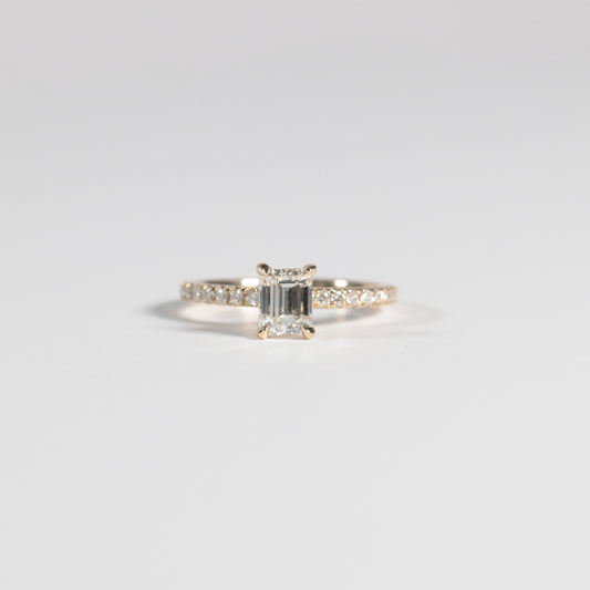 'Chloe' Ring - 0.92 Emerald